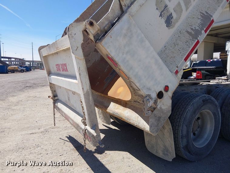 image for item DU3103 2017 Mack Granite GU713 dump truck