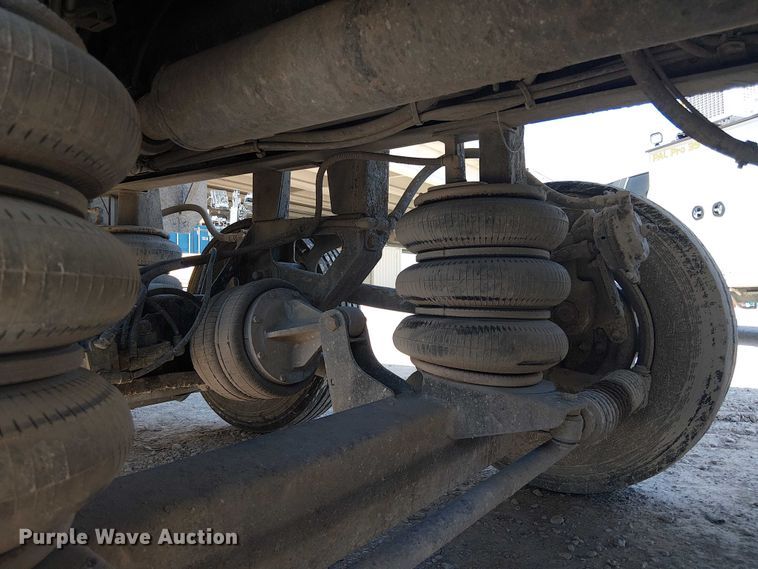 image for item DU3103 2017 Mack Granite GU713 dump truck