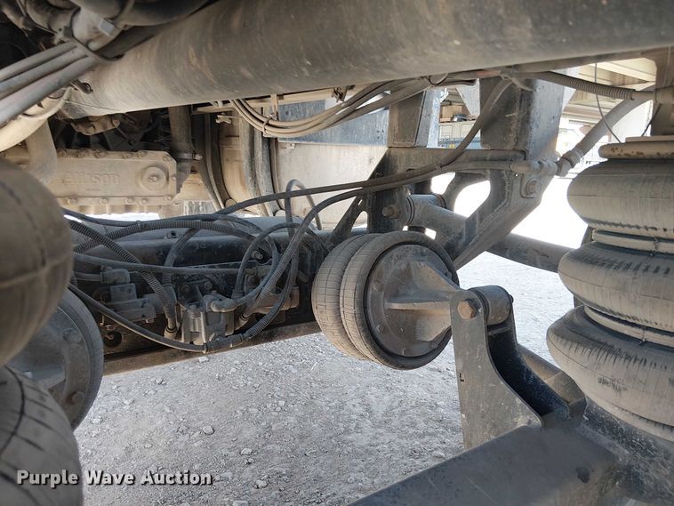 image for item DU3103 2017 Mack Granite GU713 dump truck