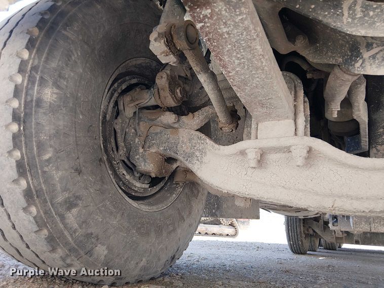 image for item DU3103 2017 Mack Granite GU713 dump truck