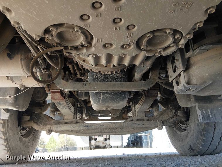 image for item DU3103 2017 Mack Granite GU713 dump truck