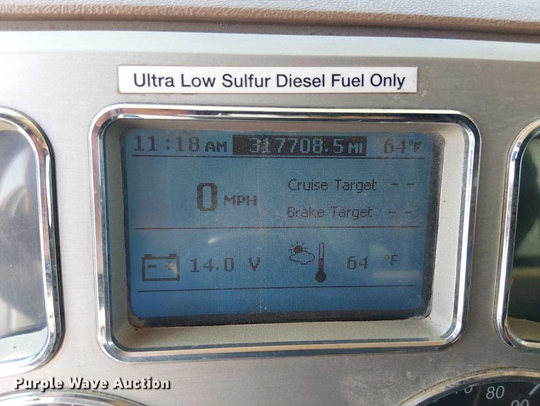 image for item DU3103 2017 Mack Granite GU713 dump truck