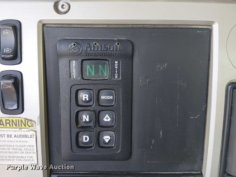 image for item DU3103 2017 Mack Granite GU713 dump truck