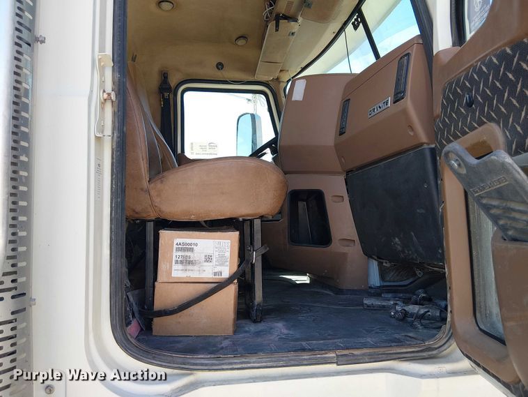 image for item DU3103 2017 Mack Granite GU713 dump truck