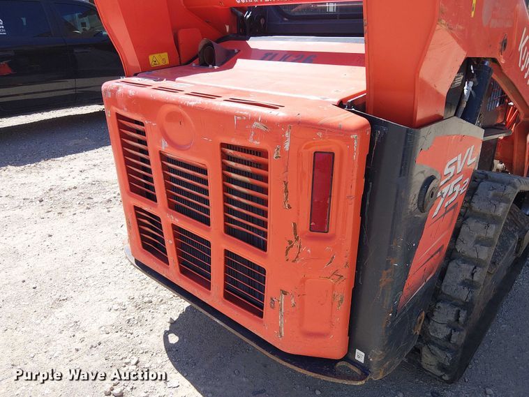 image for item DU3104 2022 Kubota SVL75-2 tracked skid steer loader