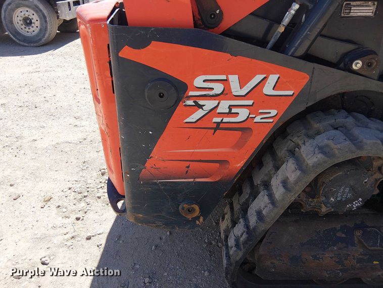 image for item DU3104 2022 Kubota SVL75-2 tracked skid steer loader