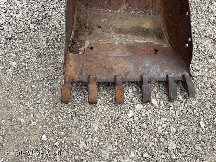 image for item DV0867 Backhoe attachment