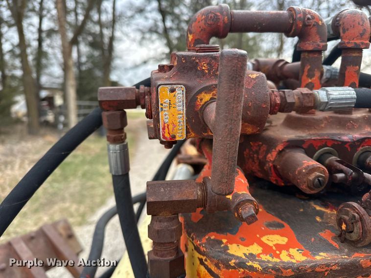 image for item DV0867 Backhoe attachment