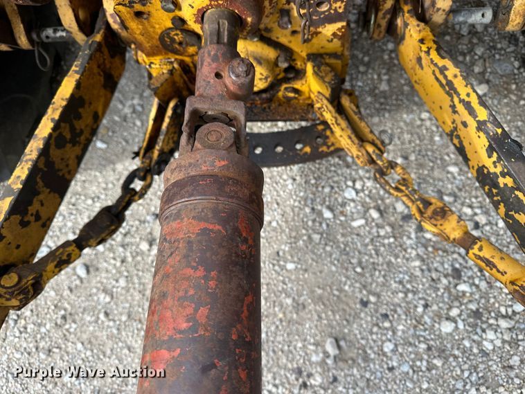 image for item DV0867 Backhoe attachment