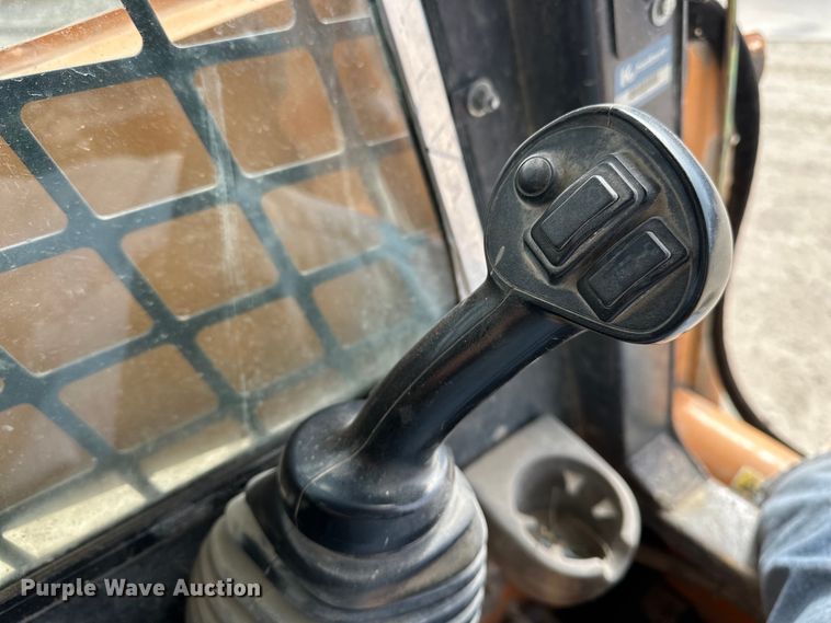 image for item DV0878 2008 Case 465 Series 3 skid steer loader