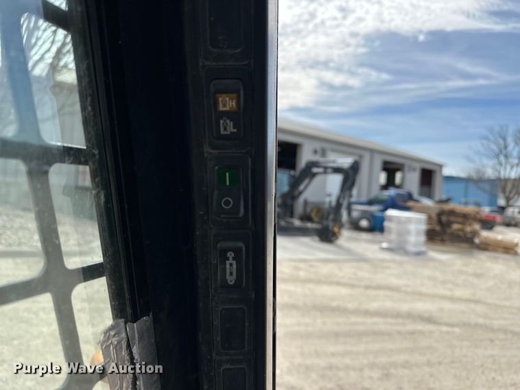 image for item DV0878 2008 Case 465 Series 3 skid steer loader