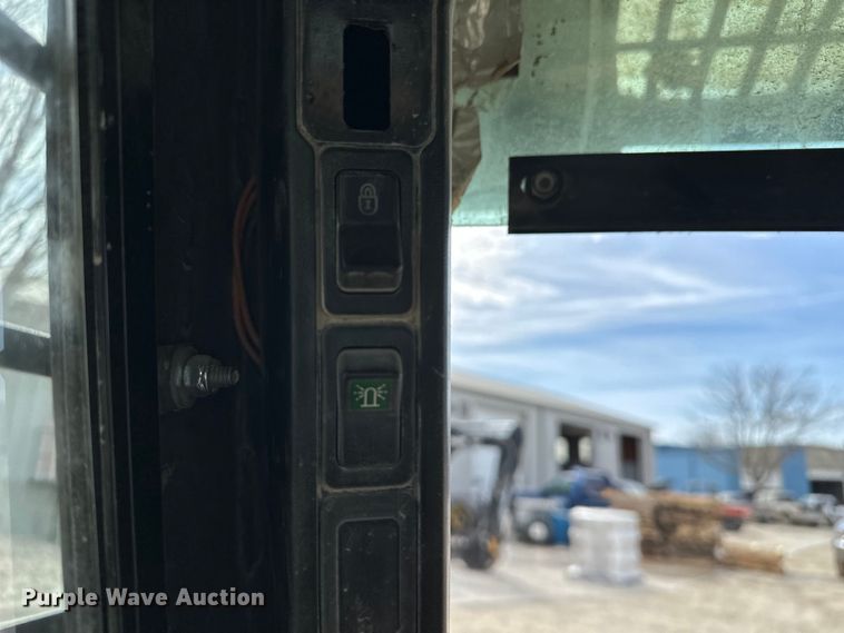 image for item DV0878 2008 Case 465 Series 3 skid steer loader