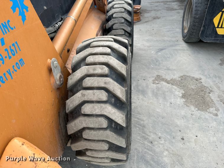 image for item DV0878 2008 Case 465 Series 3 skid steer loader