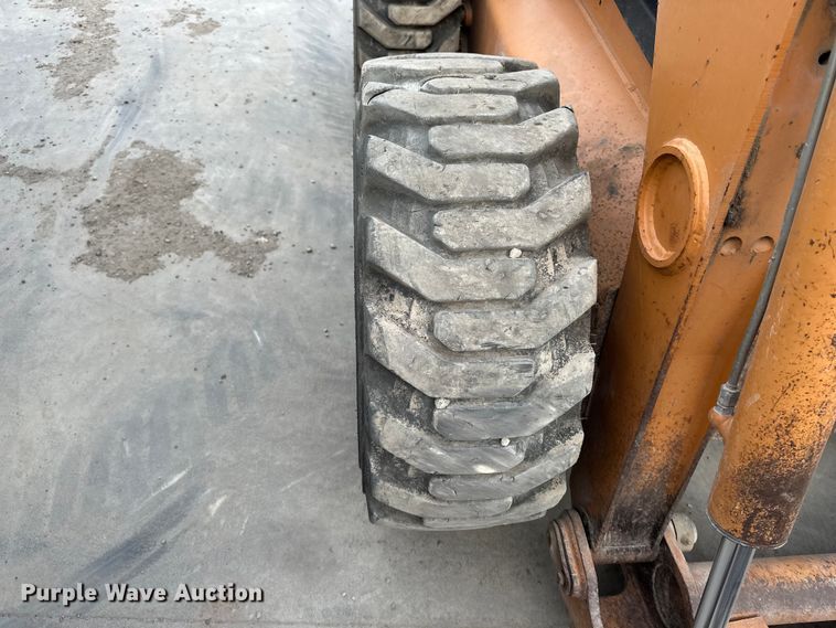 image for item DV0878 2008 Case 465 Series 3 skid steer loader