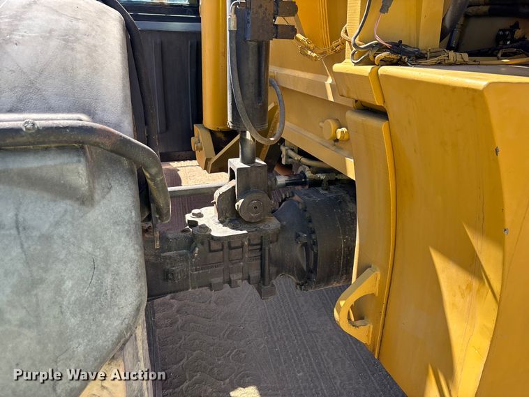 image for item DW1281 2007 Caterpillar TL1255 telehandler