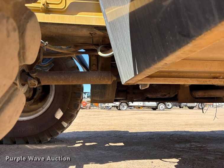 image for item DW1281 2007 Caterpillar TL1255 telehandler