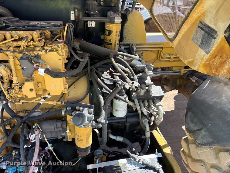 image for item DW1281 2007 Caterpillar TL1255 telehandler