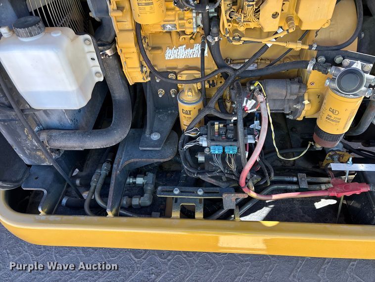 image for item DW1281 2007 Caterpillar TL1255 telehandler