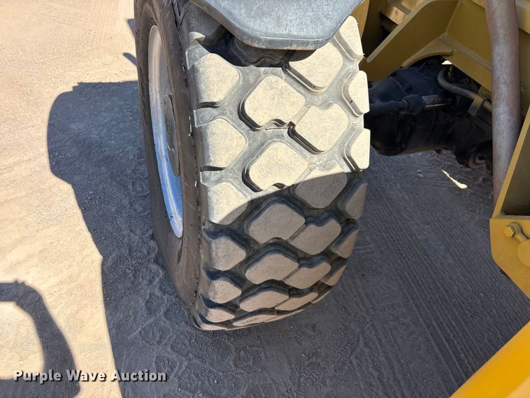 image for item DW1281 2007 Caterpillar TL1255 telehandler