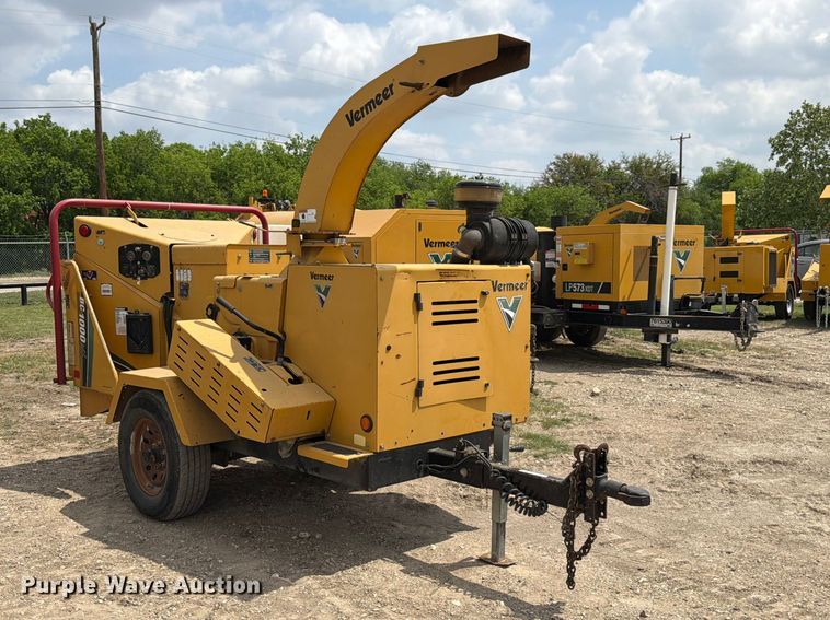 image for item DX5961 2012 Vermeer BC1000XL wood chipper