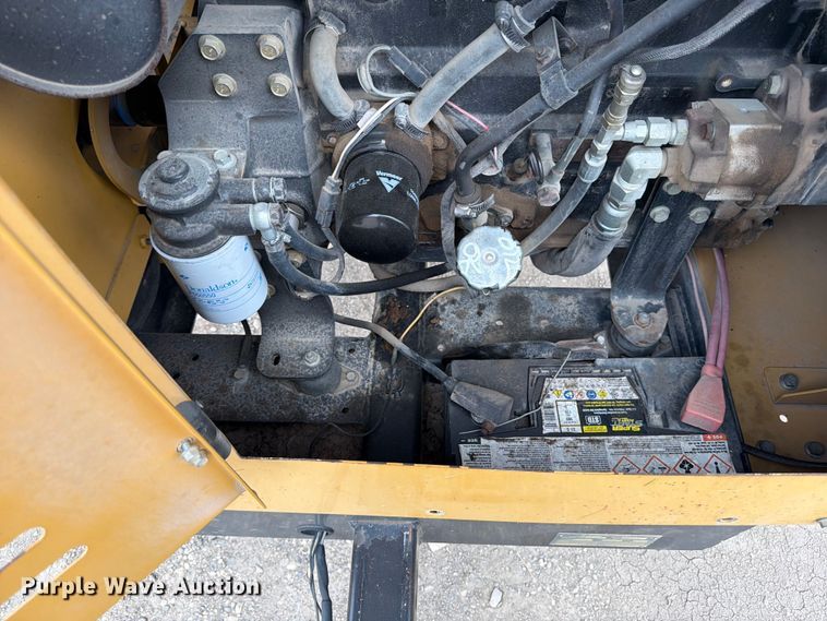 image for item DX5961 2012 Vermeer BC1000XL wood chipper