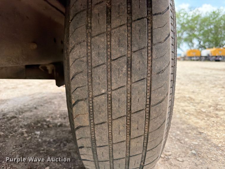 image for item DX5961 2012 Vermeer BC1000XL wood chipper