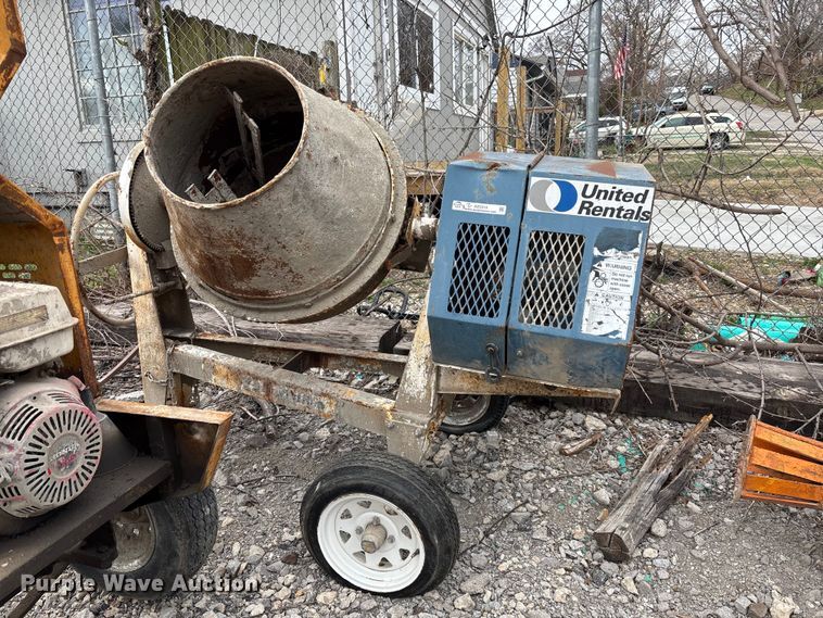 image for item DZ3510 (2) concrete mixers