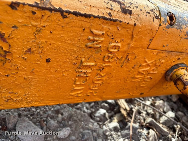 image for item DZ3972 (2) crane pile driver attachments