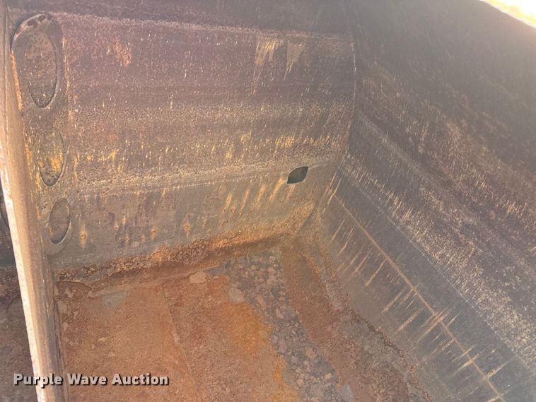 image for item DZ5197 1997 Mack RD690S water truck