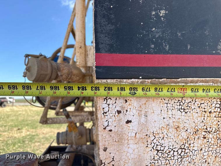 image for item DZ5197 1997 Mack RD690S water truck