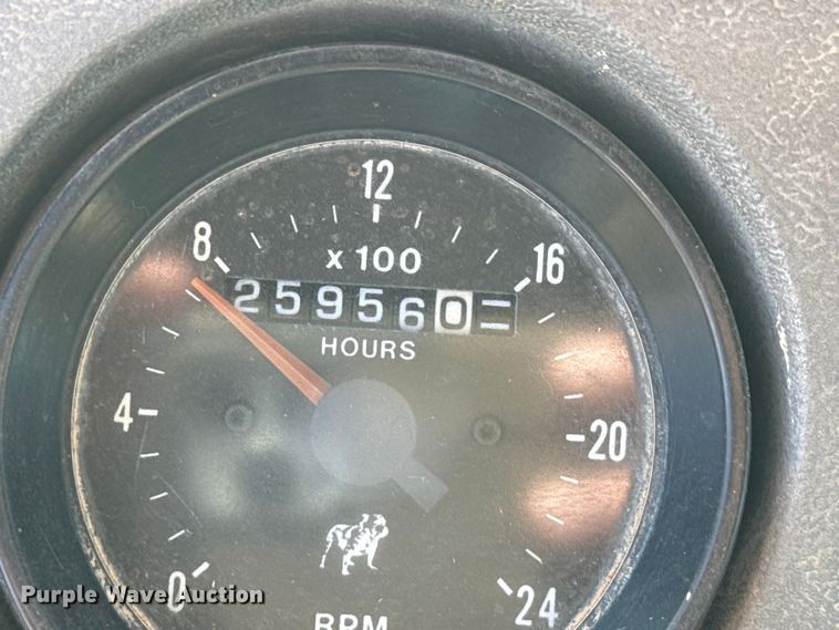 image for item DZ5197 1997 Mack RD690S water truck