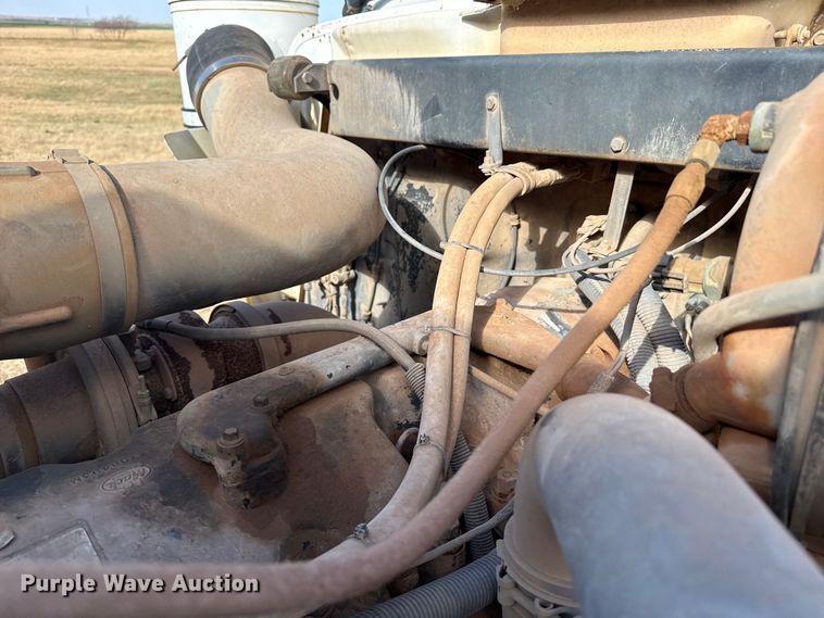 image for item DZ5197 1997 Mack RD690S water truck