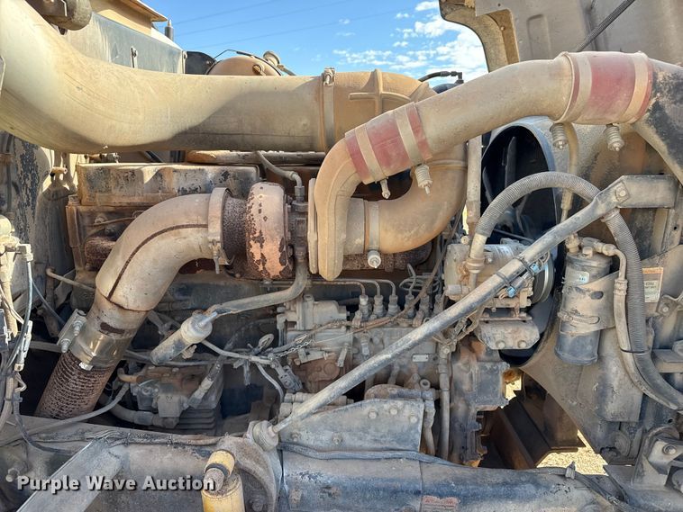 image for item DZ5197 1997 Mack RD690S water truck