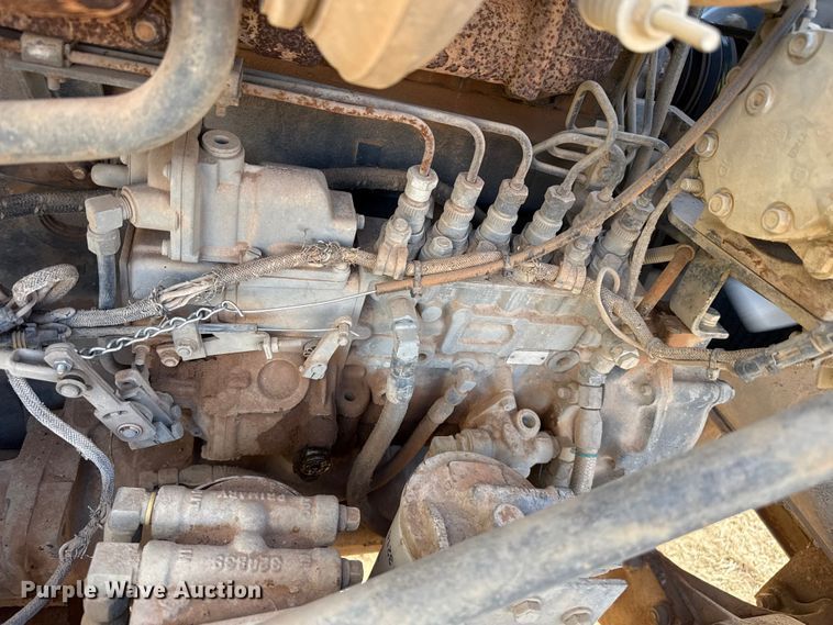 image for item DZ5197 1997 Mack RD690S water truck