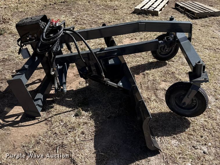 image for item DZ5281 2026 GR87 skid steer grader
