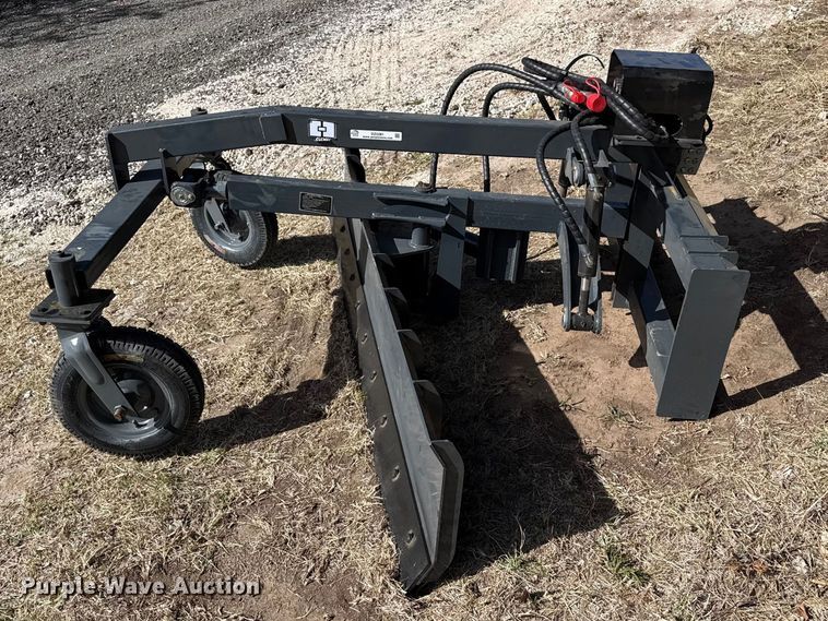 image for item DZ5281 2026 GR87 skid steer grader