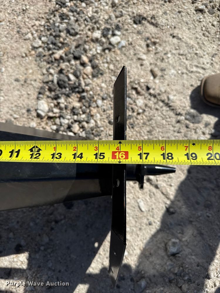 image for item DZ5282 2025 SSW55 skid steer wire winder