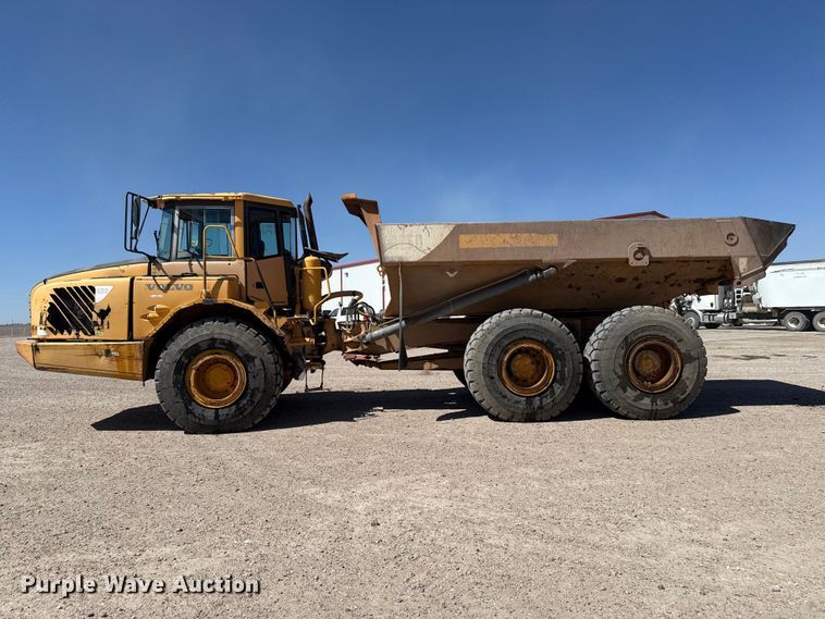 image for item DZ5313 2005 Volvo A25D articulated haul truck