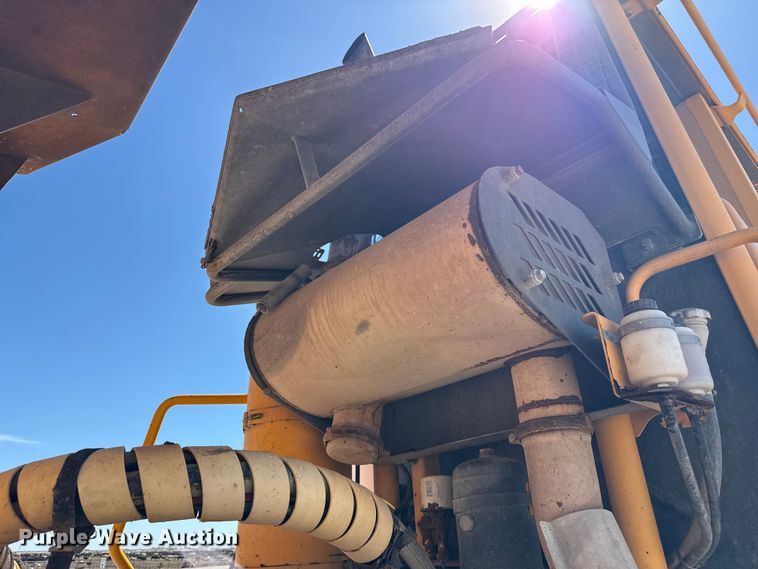 image for item DZ5313 2005 Volvo A25D articulated haul truck