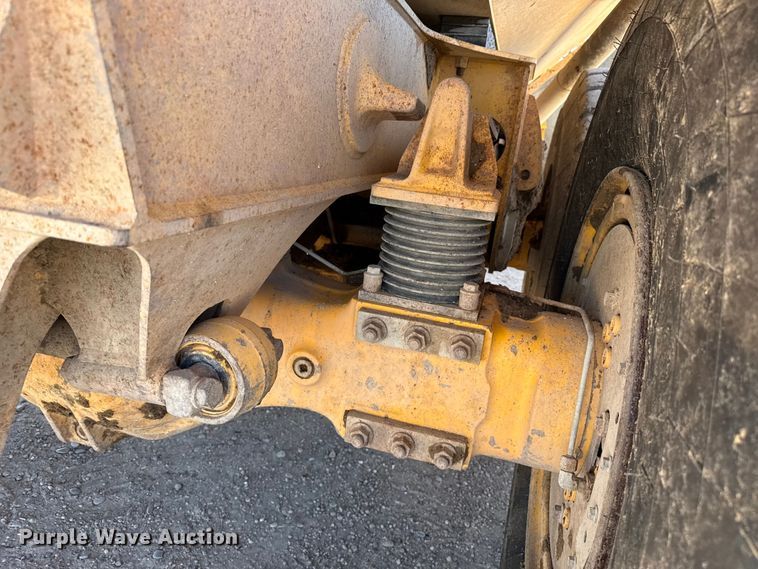 image for item DZ5313 2005 Volvo A25D articulated haul truck