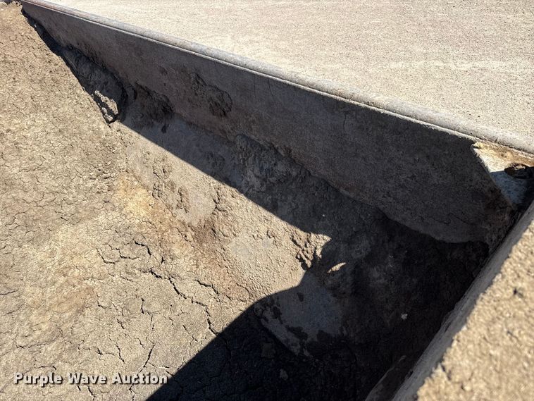 image for item DZ5313 2005 Volvo A25D articulated haul truck