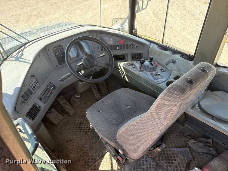 image for item DZ5313 2005 Volvo A25D articulated haul truck