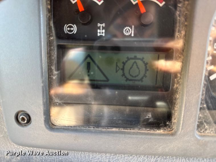 image for item DZ5313 2005 Volvo A25D articulated haul truck