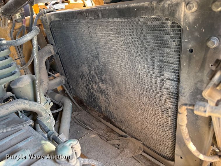 image for item DZ5313 2005 Volvo A25D articulated haul truck