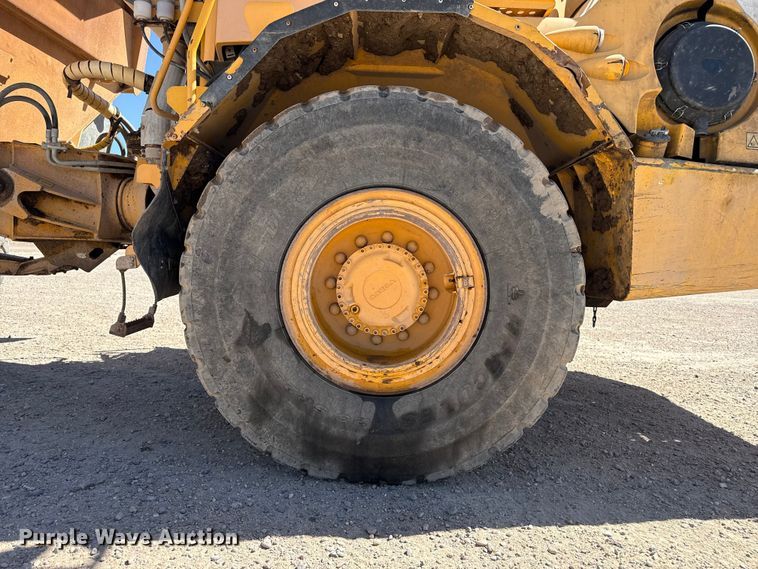 image for item DZ5313 2005 Volvo A25D articulated haul truck