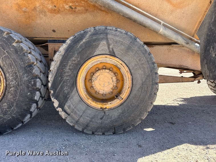 image for item DZ5313 2005 Volvo A25D articulated haul truck