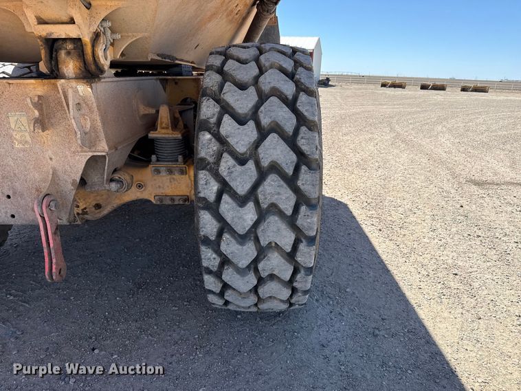 image for item DZ5313 2005 Volvo A25D articulated haul truck