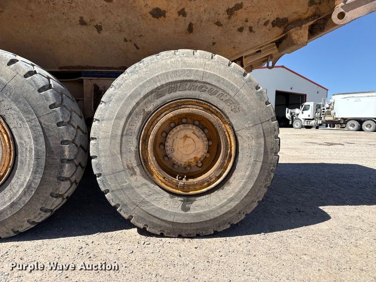 image for item DZ5313 2005 Volvo A25D articulated haul truck