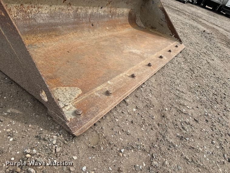 image for item DZ5314 2018 John Deere 333G tracked skid steer loader