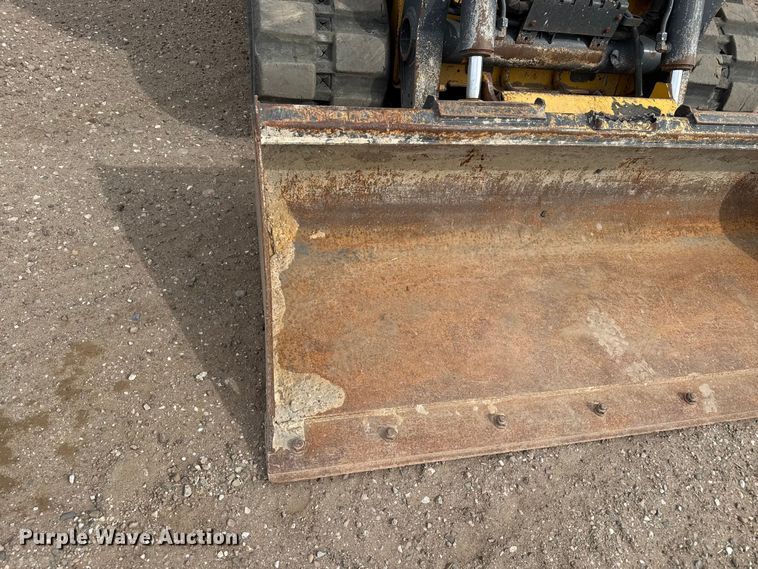 image for item DZ5314 2018 John Deere 333G tracked skid steer loader